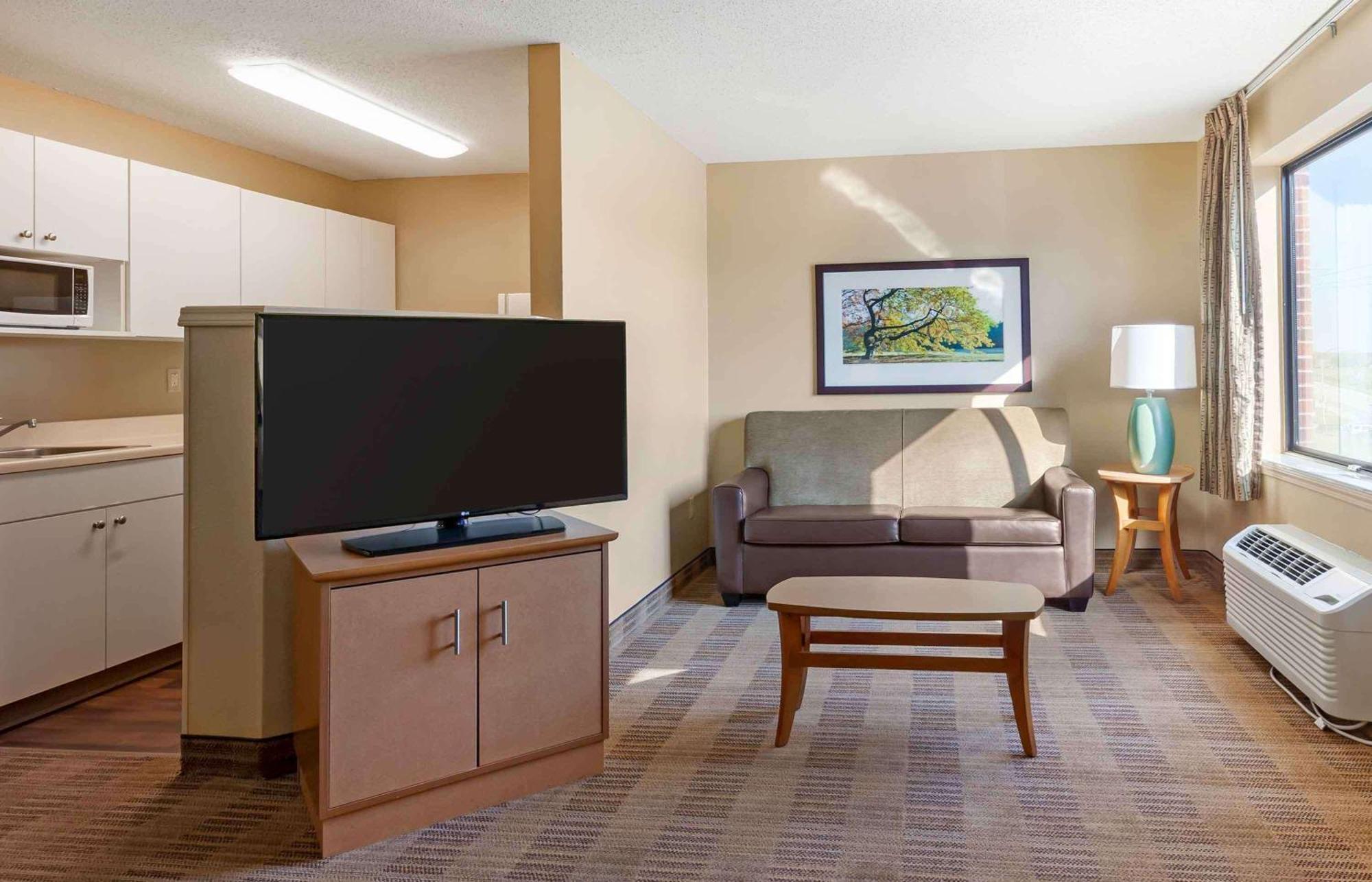 Extended Stay America Select Suites - Madison - Old Sauk Rd Exterior foto