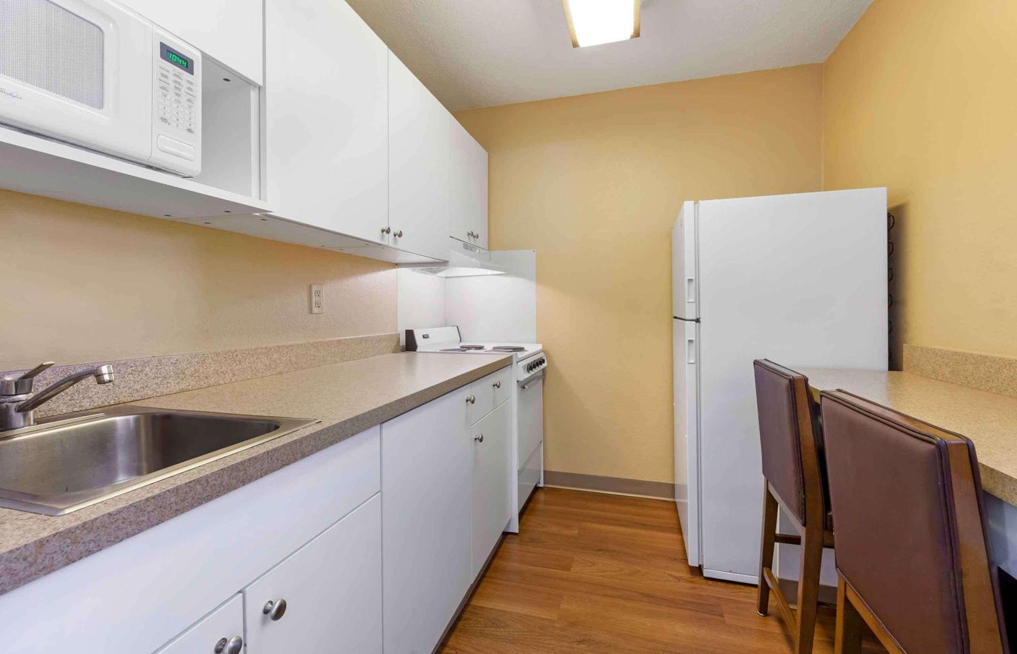 Extended Stay America Select Suites - Madison - Old Sauk Rd Exterior foto