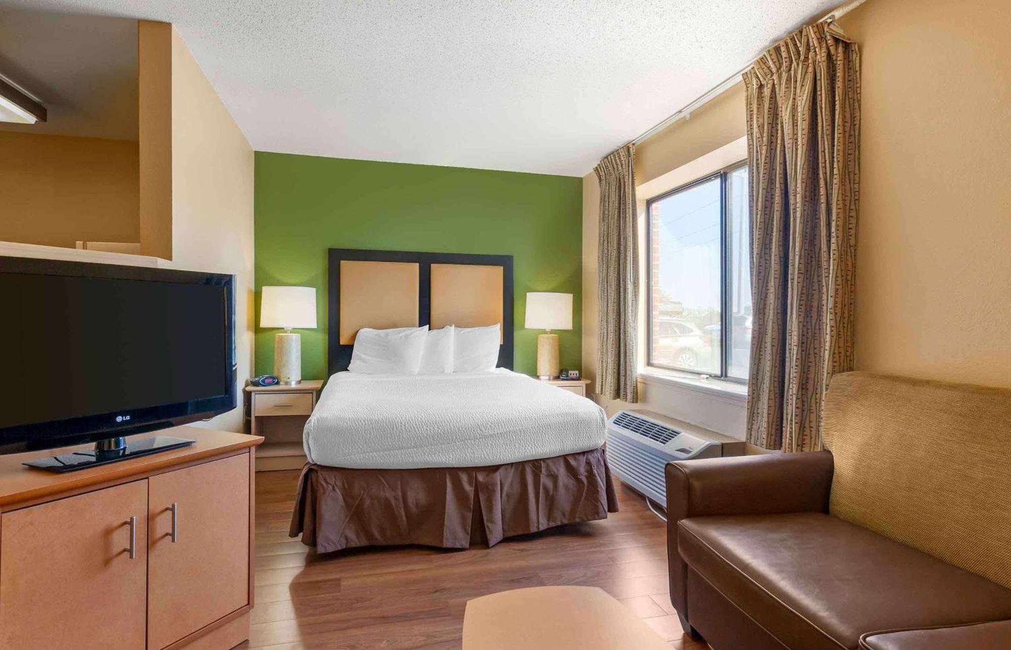 Extended Stay America Select Suites - Madison - Old Sauk Rd Exterior foto